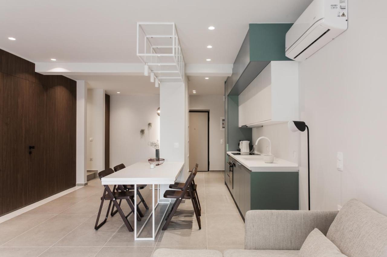 Marvelous 2Br Apartments With Balcony By Upstreet Atenas Exterior foto