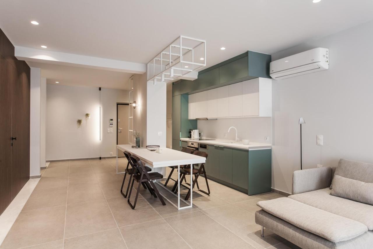 Marvelous 2Br Apartments With Balcony By Upstreet Atenas Exterior foto