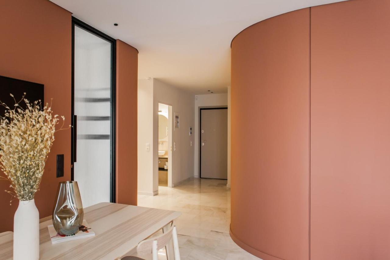 Marvelous 2Br Apartments With Balcony By Upstreet Atenas Exterior foto
